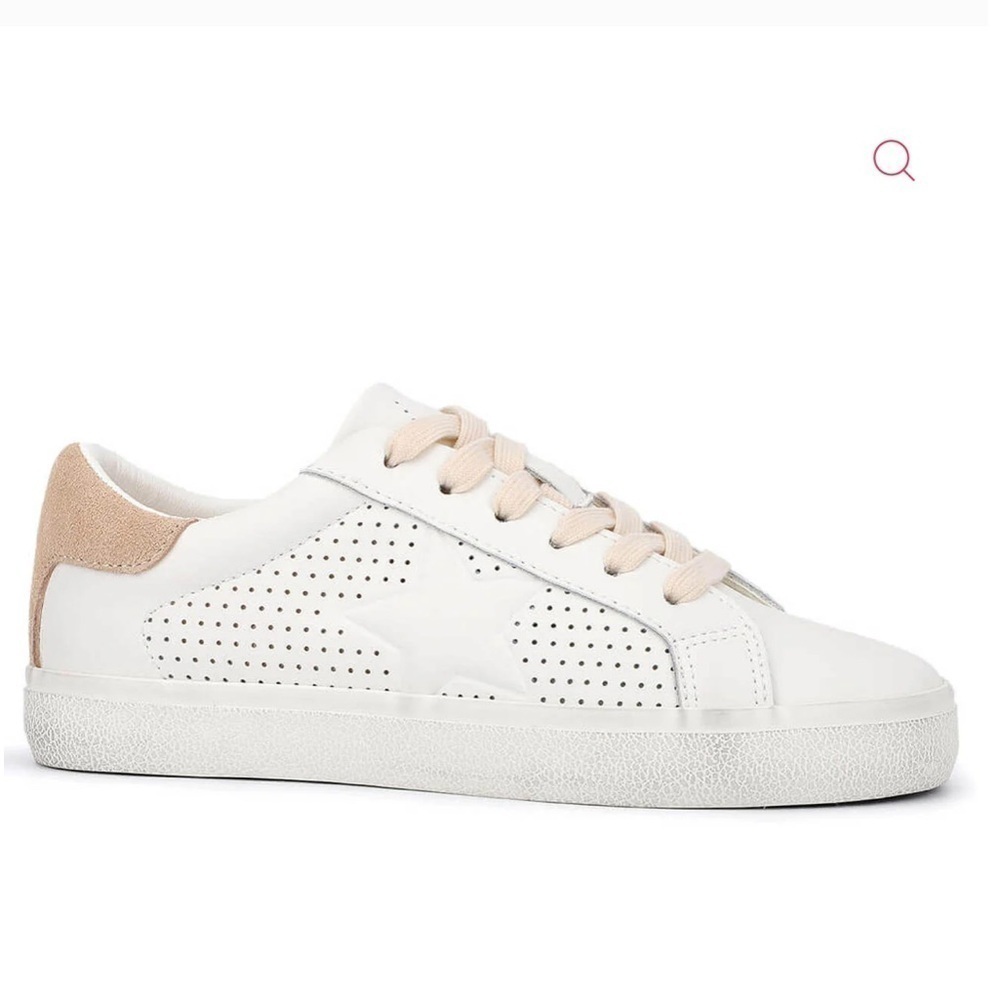 Vintage Havana Navy Low Top Sneaker • White Camel